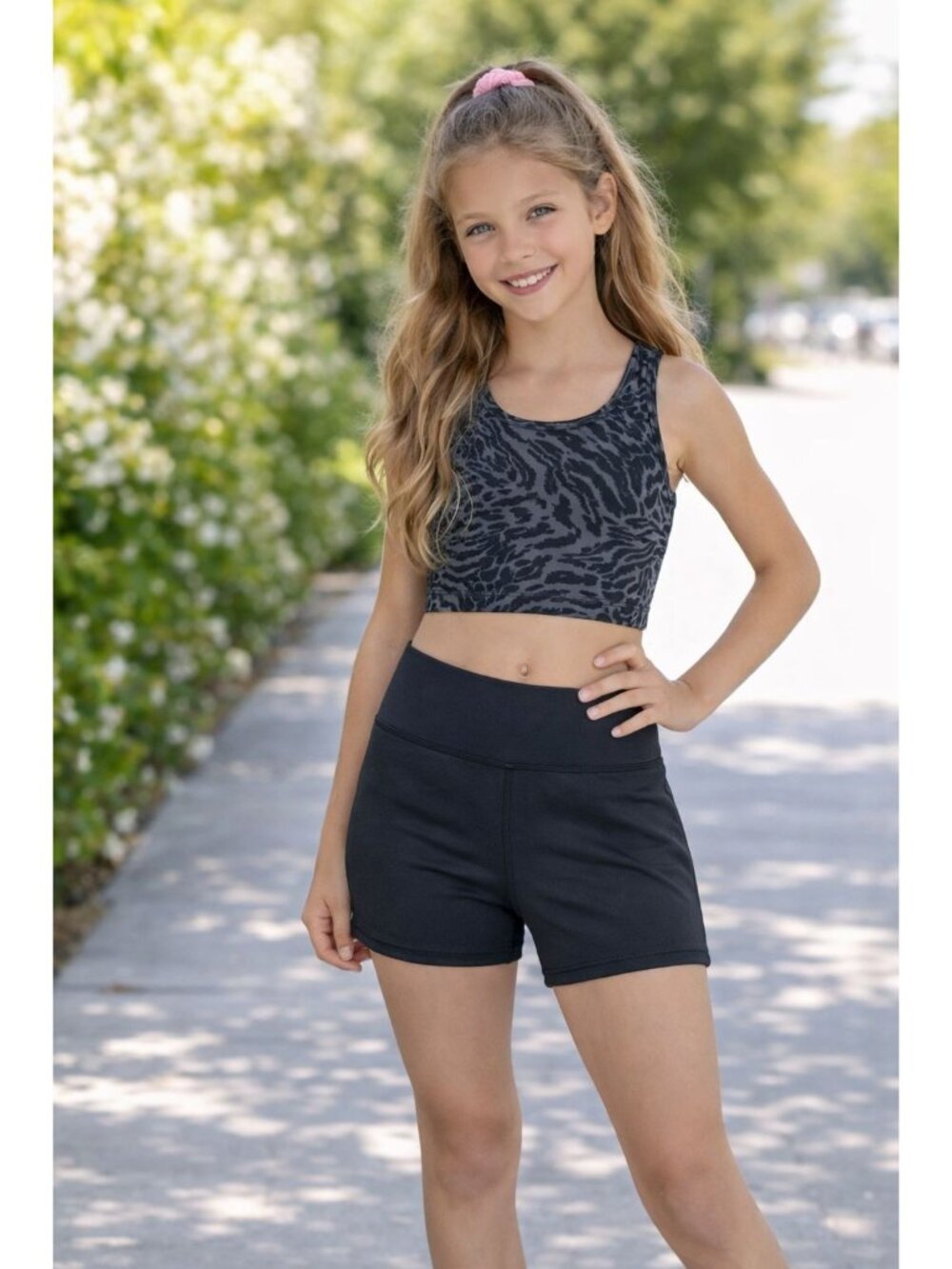 All in Motion Girls' size Medium 8 Black Tumble Bike Shorts & animal print Crop